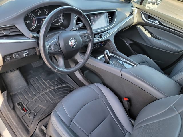 Used 2020 Buick Enclave Essence FWD image 18