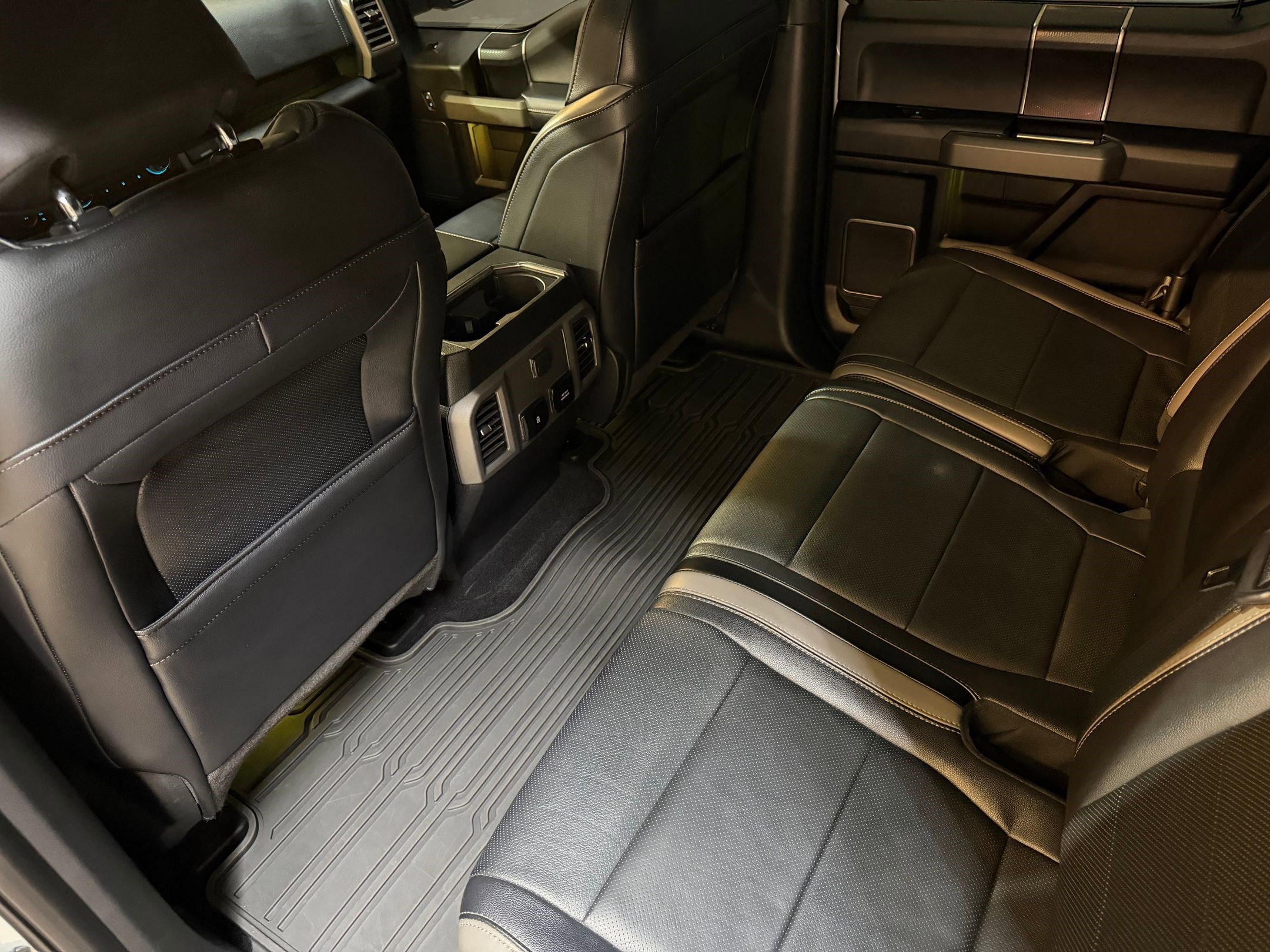 Used 2017 Ford F150 Raptor w/ Equipment Group 802A Luxury AWD/4WD image 43