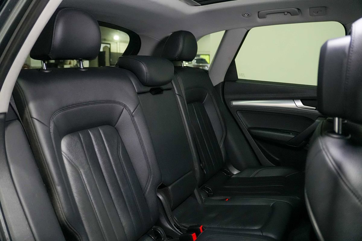 Used 2018 Audi Q5 2.0T Premium Plus w/ Premium Plus Package AWD/4WD image 25