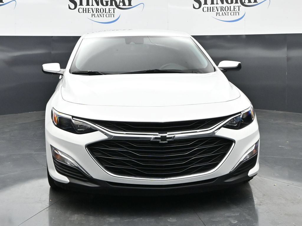 Used 2023 Chevrolet Malibu RS FWD image 2