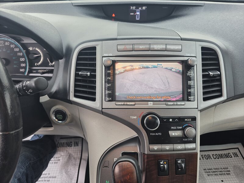 Used 2009 Toyota Venza AWD image 10