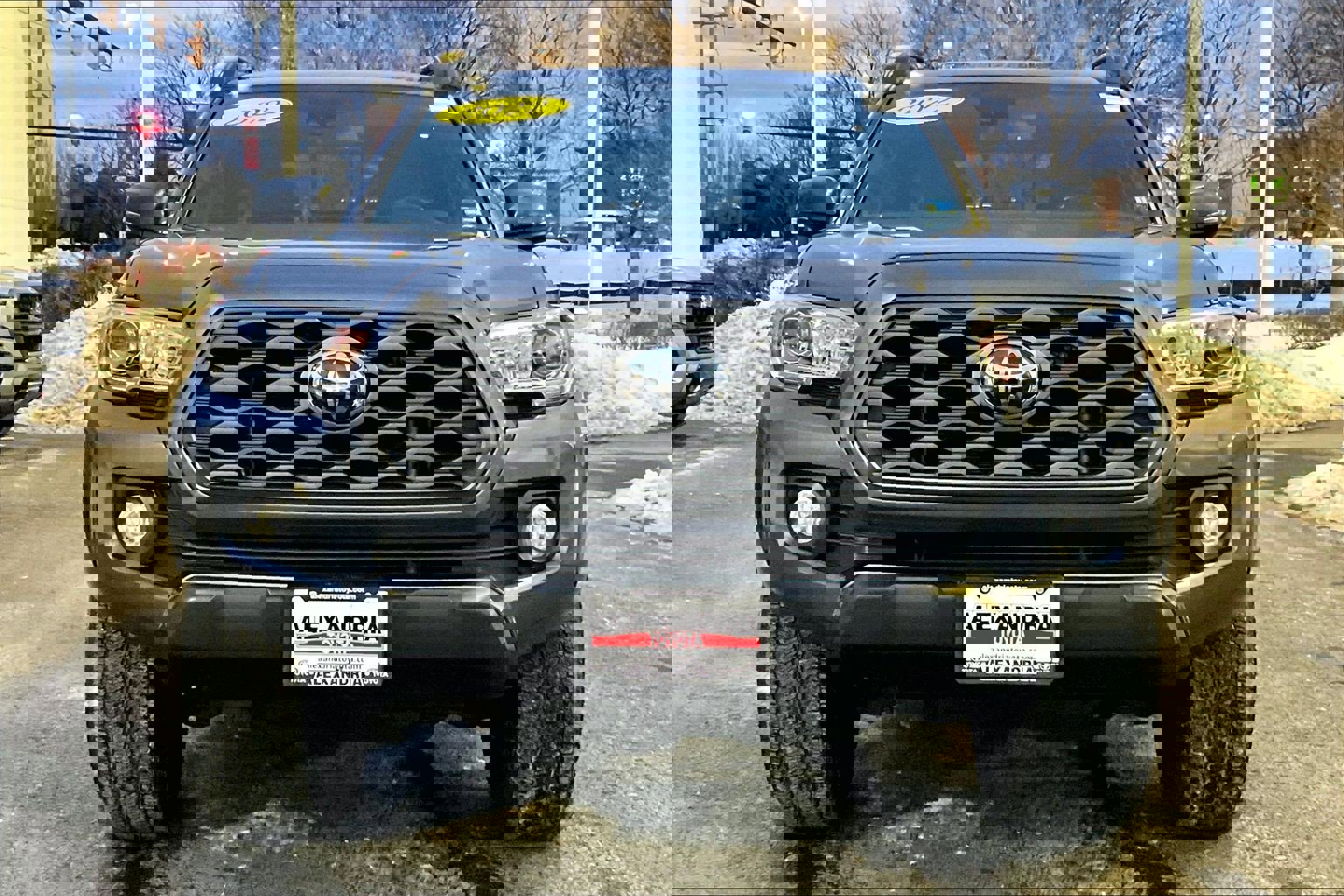 Used 2022 Toyota Tacoma TRD Off-Road image 3