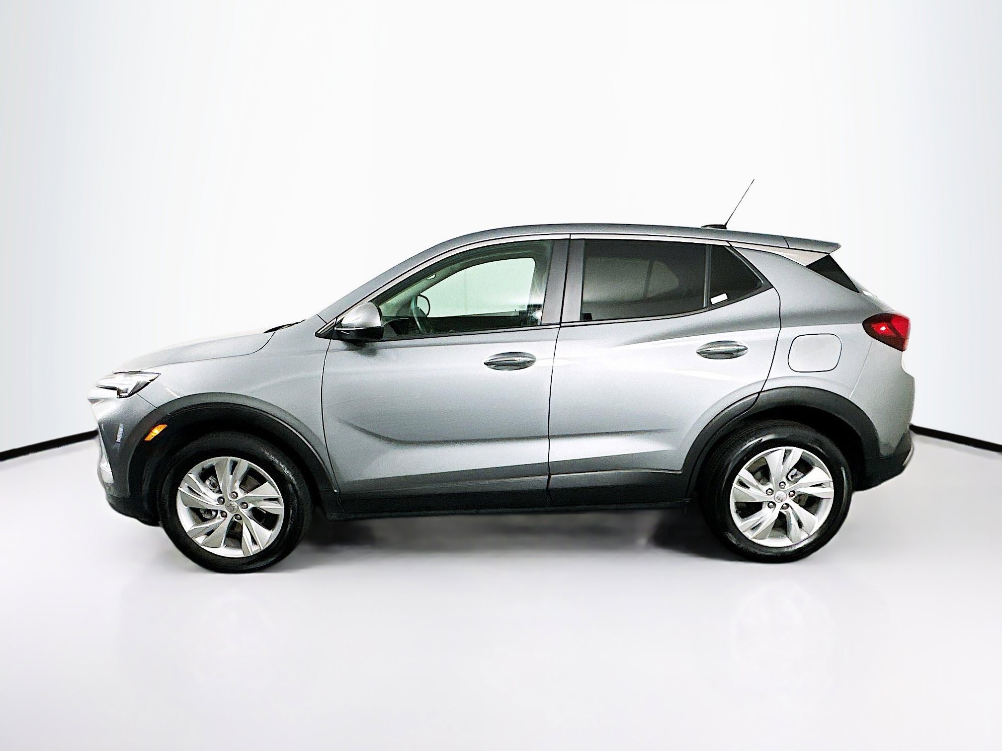 Used 2025 Buick Encore GX Preferred image 4