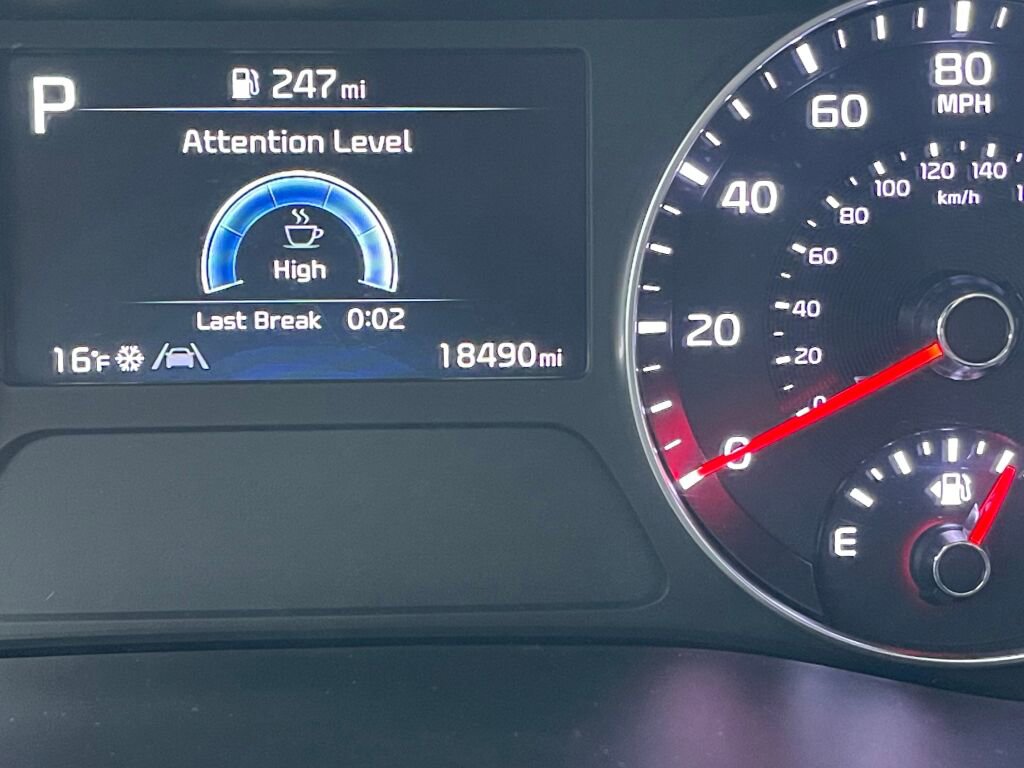 Used 2023 Kia Forte LXS w/ LXS Technology Package image 3