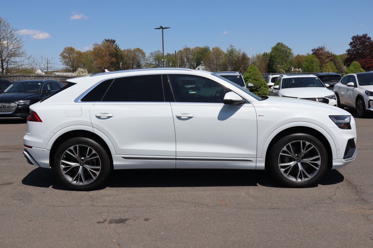 Used 2021 Audi Q8 Premium Plus w/ Premium Plus Package AWD/4WD image 4