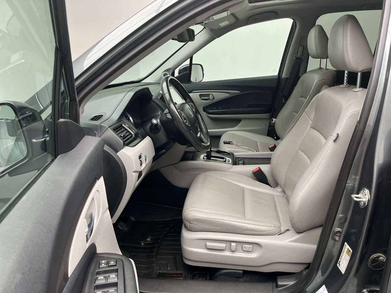 Used 2019 Honda Ridgeline RTL-T image 3