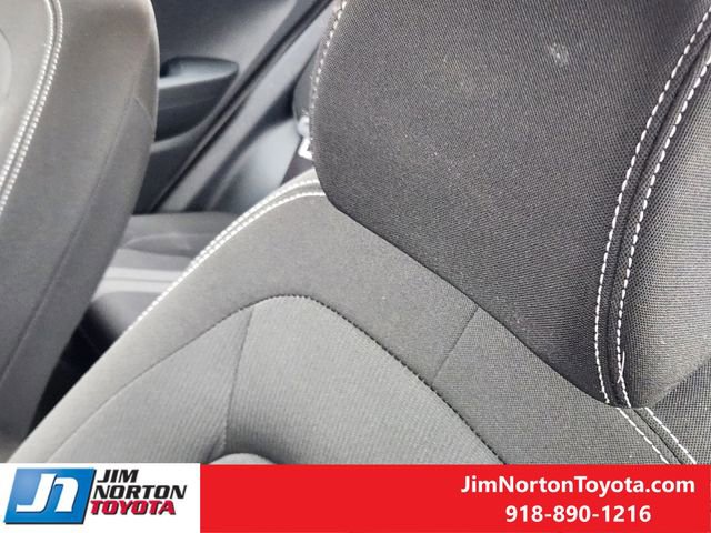 Used 2025 Hyundai Venue SEL image 15