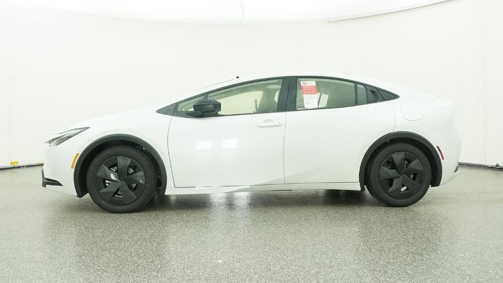 New 2026 Toyota Prius LE image 10