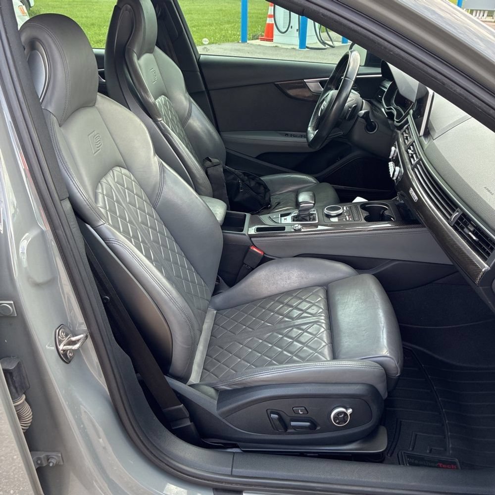 Used 2019 Audi S4 Premium Plus w/ Premium Plus Package AWD/4WD image 6