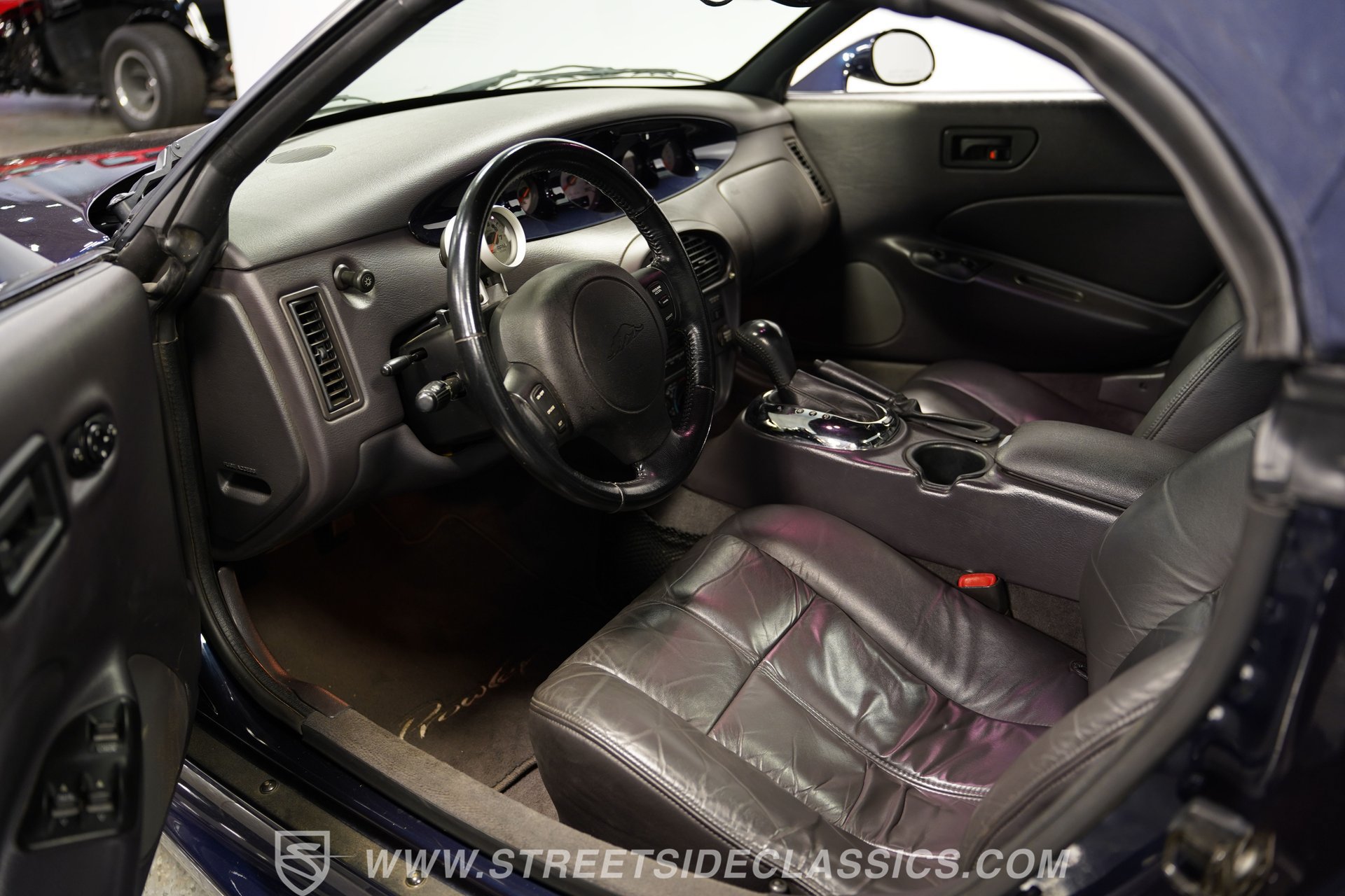 Used 2001 Chrysler Prowler RWD image 4