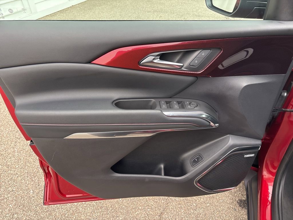 Certified 2024 Chevrolet Traverse Z71 w/ Enhanced Driving Package image 18