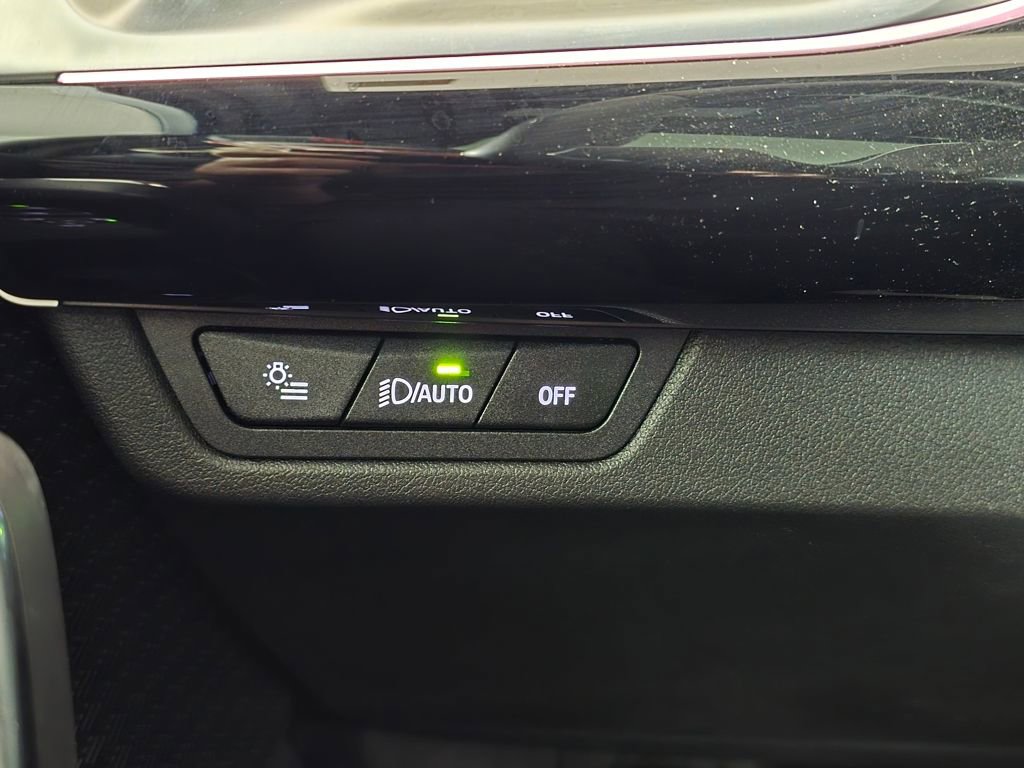 Certified 2025 BMW X1 xDrive28i w/ Premium Package image 39