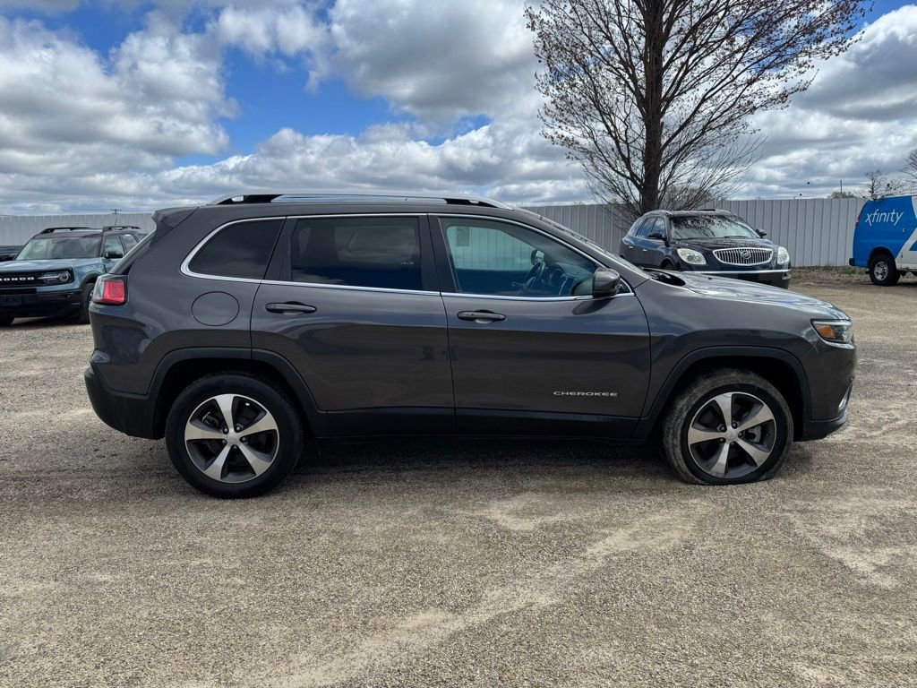 Used 2021 Jeep Cherokee Limited image 8