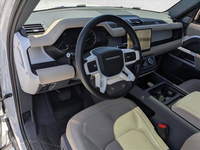 Used 2023 Land Rover Defender 130 SE AWD/4WD image 9