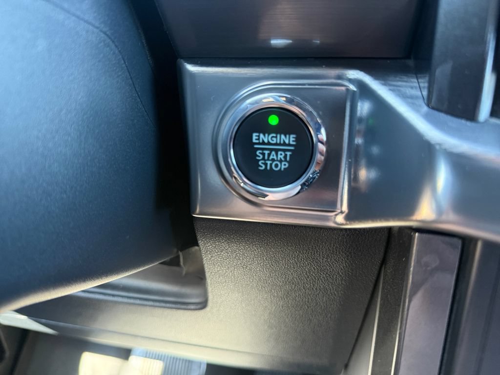 Used 2023 Ford F150 Lariat w/ Equipment Group 502A High AWD/4WD image 20