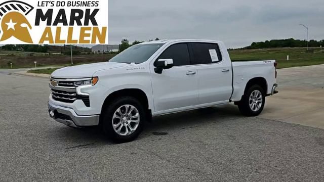 Used 2025 Chevrolet Silverado 1500 LTZ AWD/4WD image 4