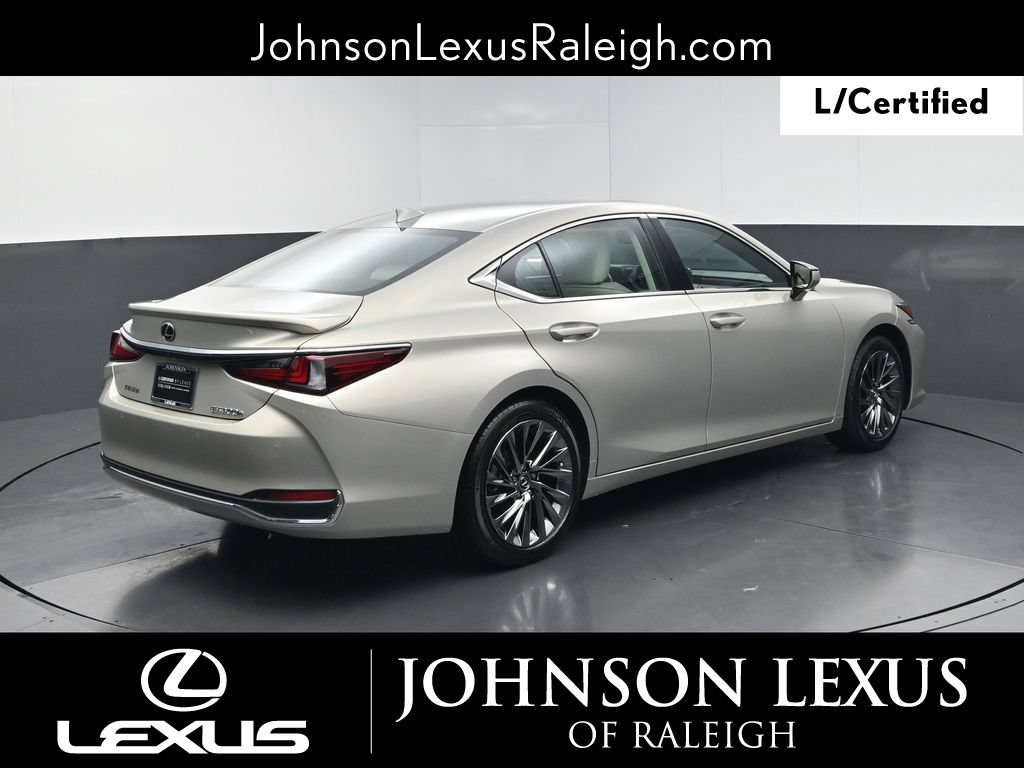 Used 2025 Lexus ES 300h w/ Technology Package FWD image 9