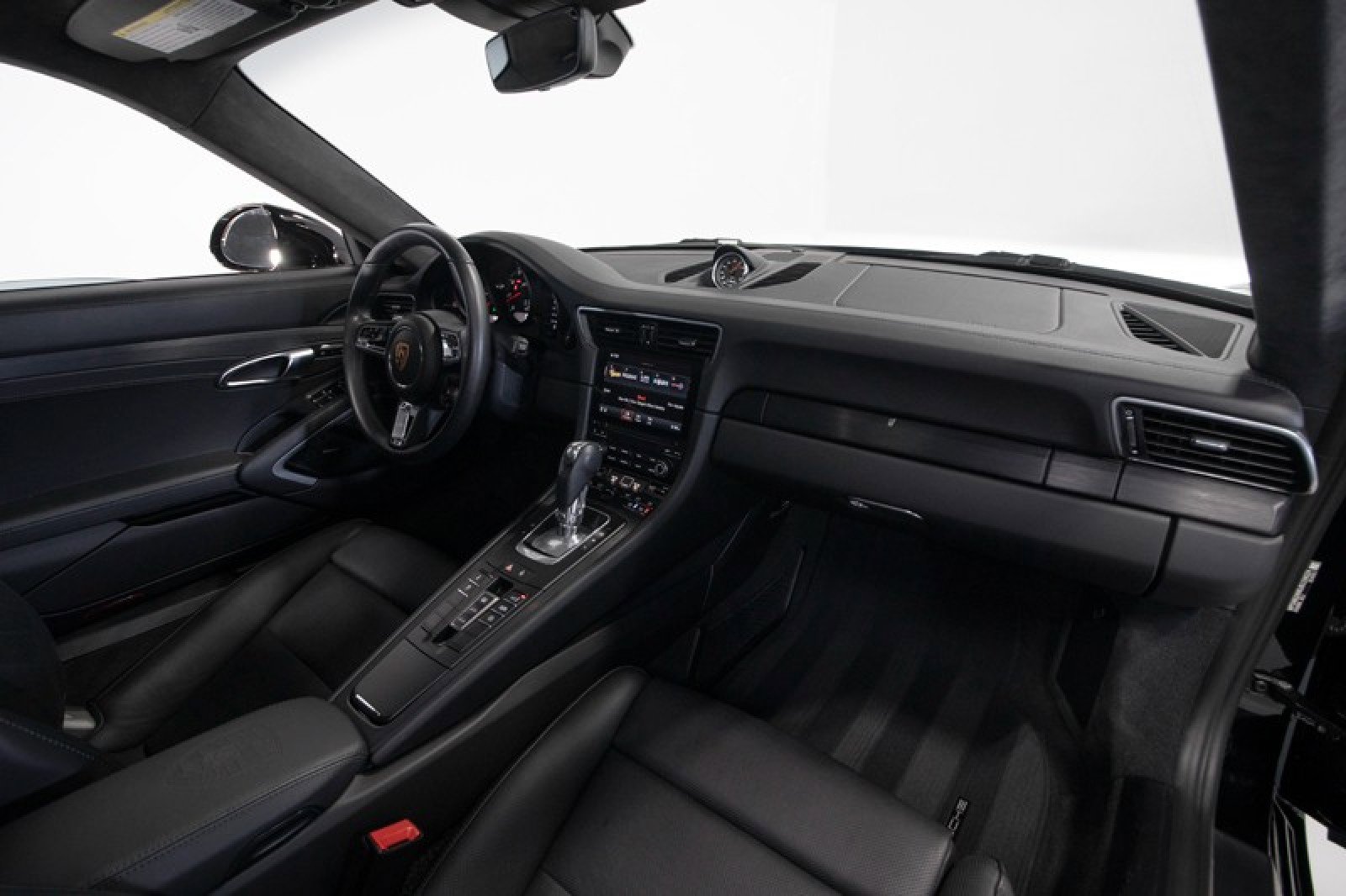 Used 2018 Porsche 911 Carrera 4 GTS image 47