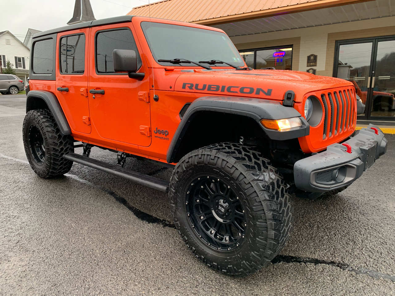 Used 2018 Jeep Wrangler Unlimited Rubicon w/ Safety Group image 6