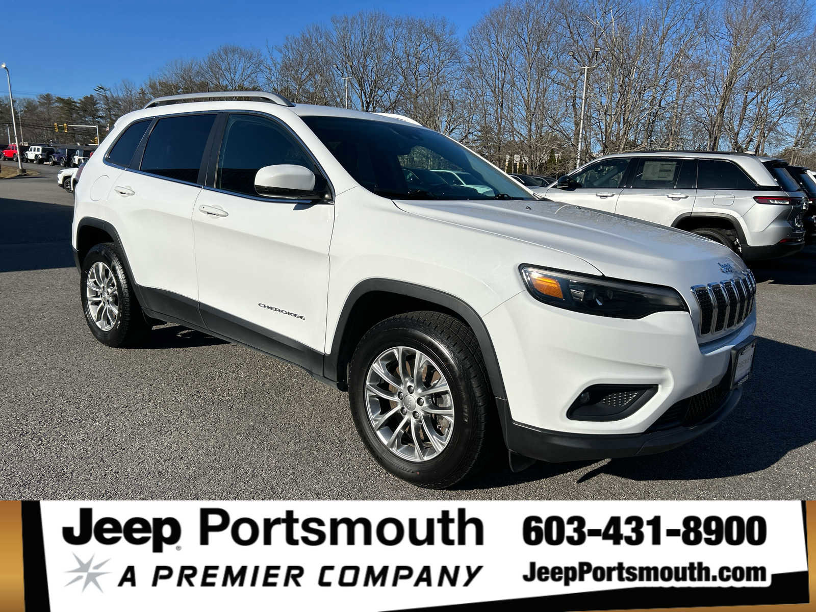 Used 2021 Jeep Cherokee Latitude Plus image 1