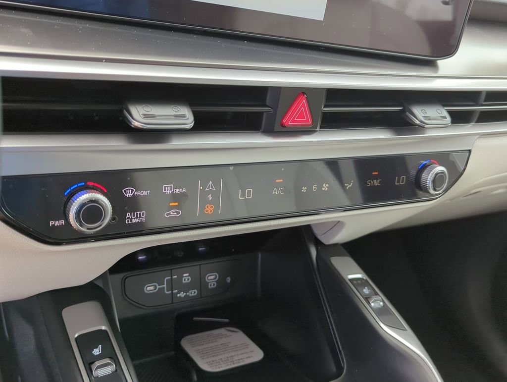 New 2026 Kia Sorento S image 24