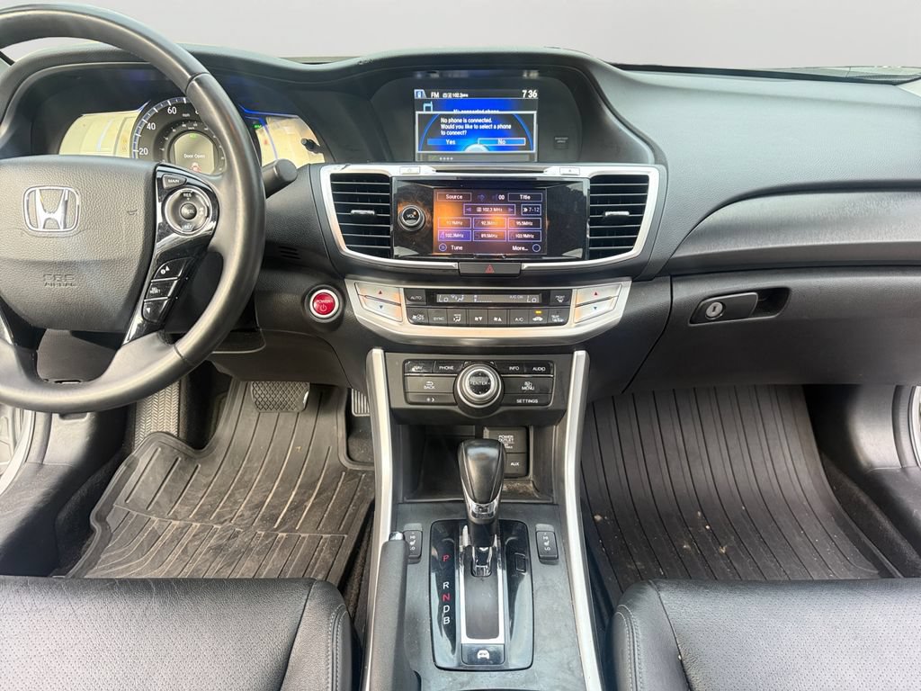 Used 2015 Honda Accord Touring image 14