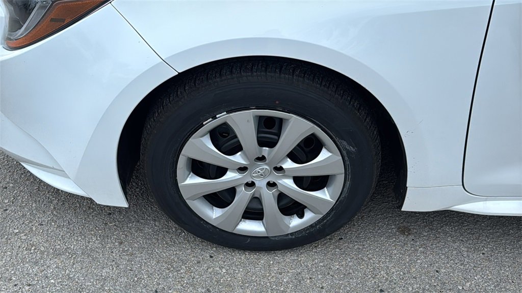 Certified 2023 Toyota Corolla LE image 46