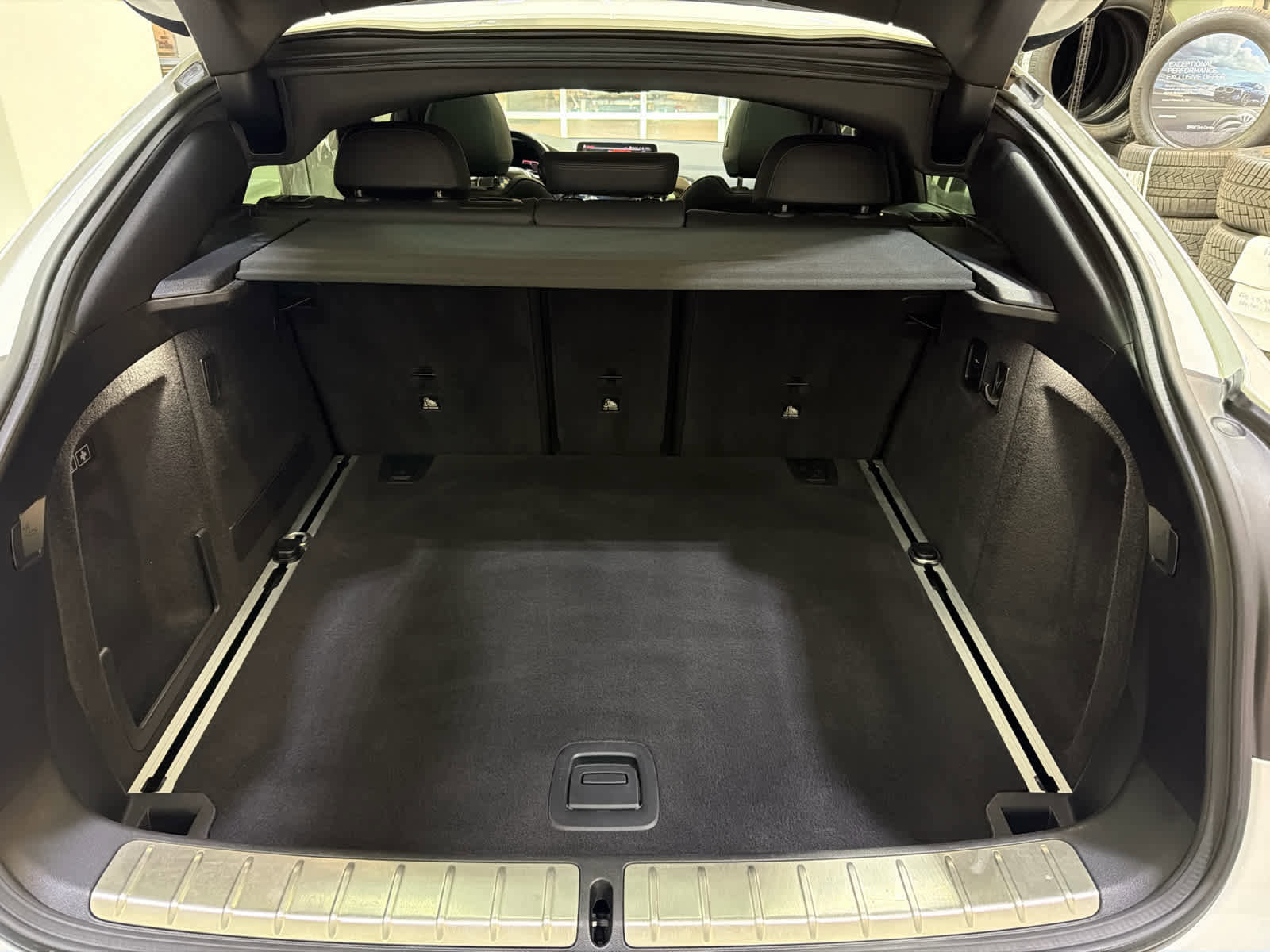 Used 2020 BMW X4 xDrive30i w/ Premium Package image 10