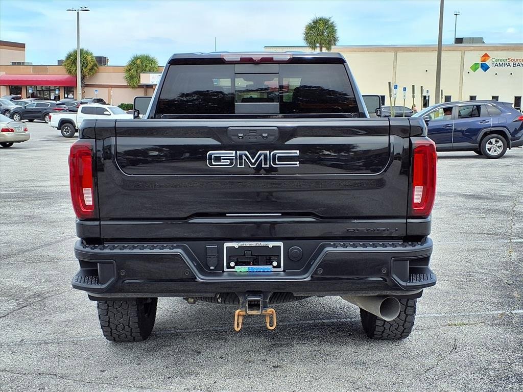 Used 2022 GMC Sierra 3500 Denali image 6