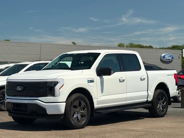 Used 2024 Ford F150 Lightning Flash AWD/4WD image 44
