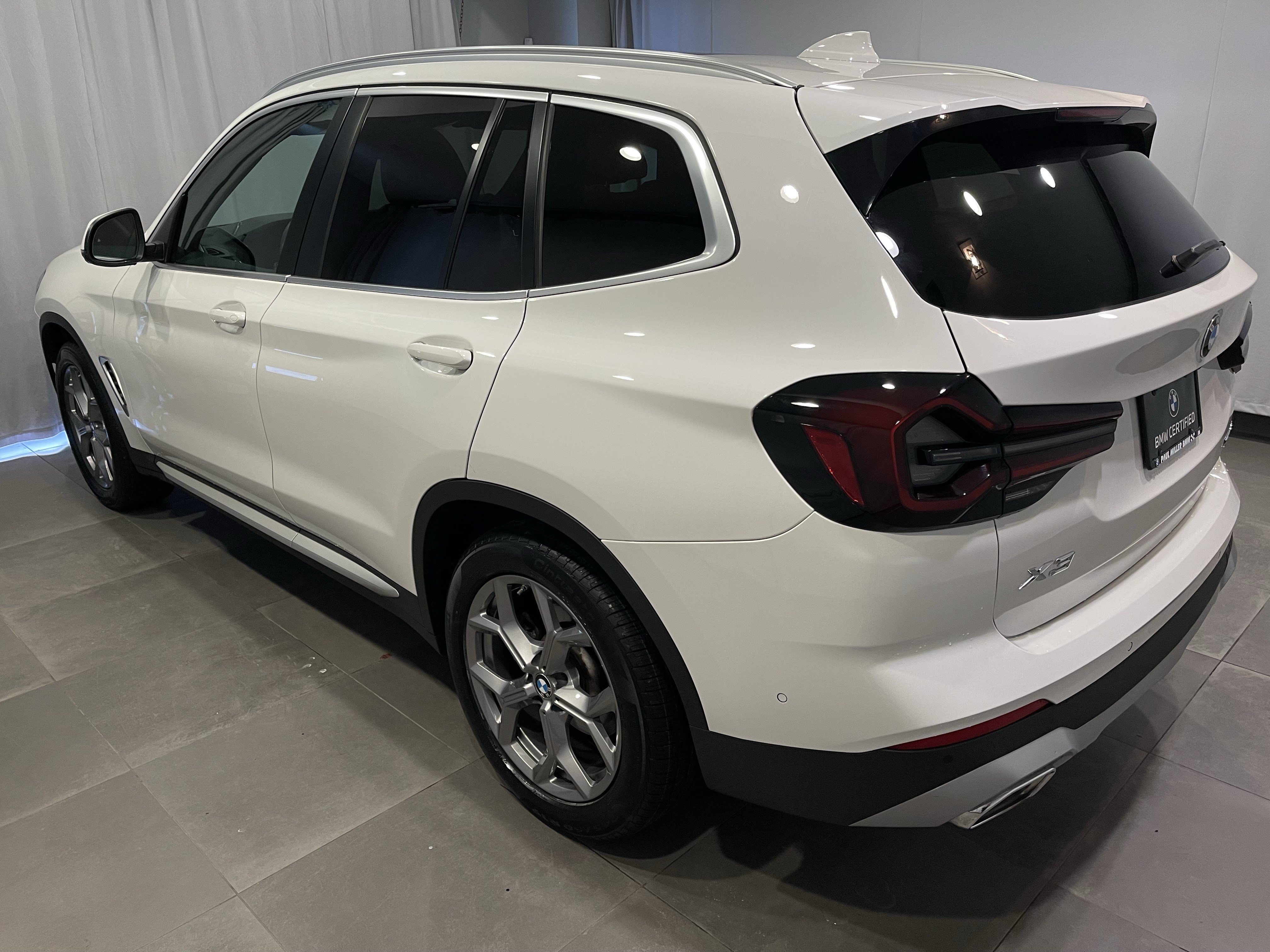 Certified 2023 BMW X3 xDrive30i w/ Premium Package AWD/4WD image 4