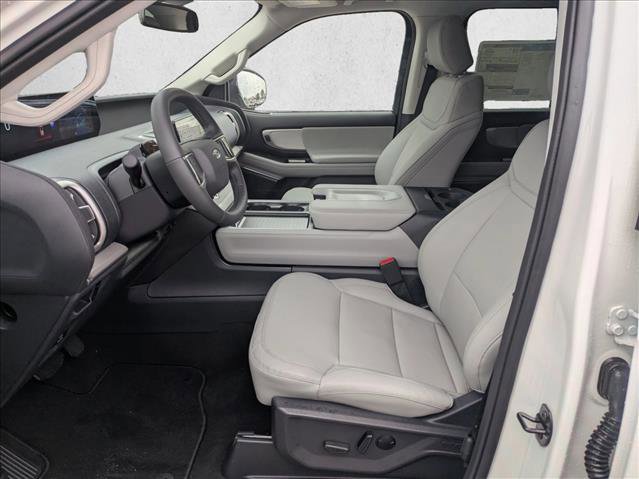 New 2026 Ford Expedition Active image 14