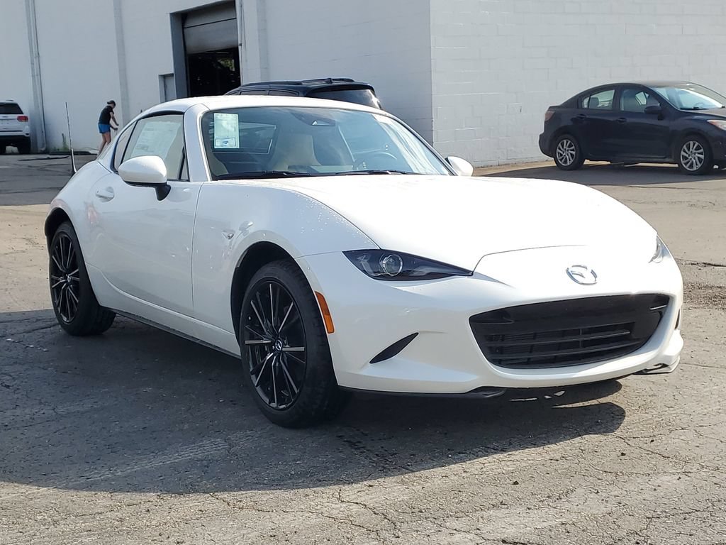 New 2026 MAZDA MX-5 Miata RF Grand Touring w/ Weather Package RWD image 4