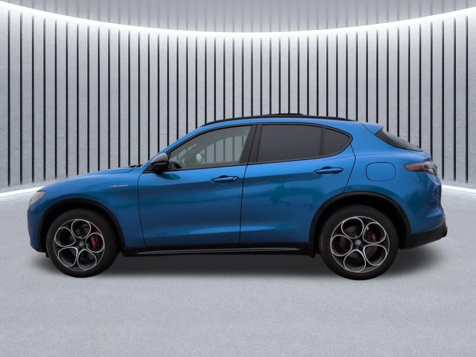 Used 2024 Alfa Romeo Stelvio Veloce image 15