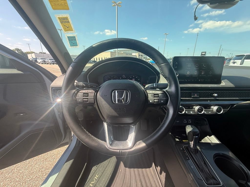 Used 2023 Honda Civic Touring image 19