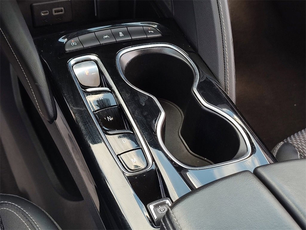 Used 2023 Buick Envision Preferred image 29