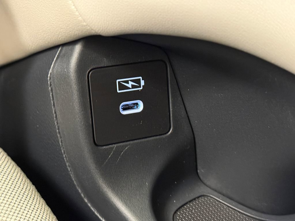 New 2026 Honda HR-V LX image 31