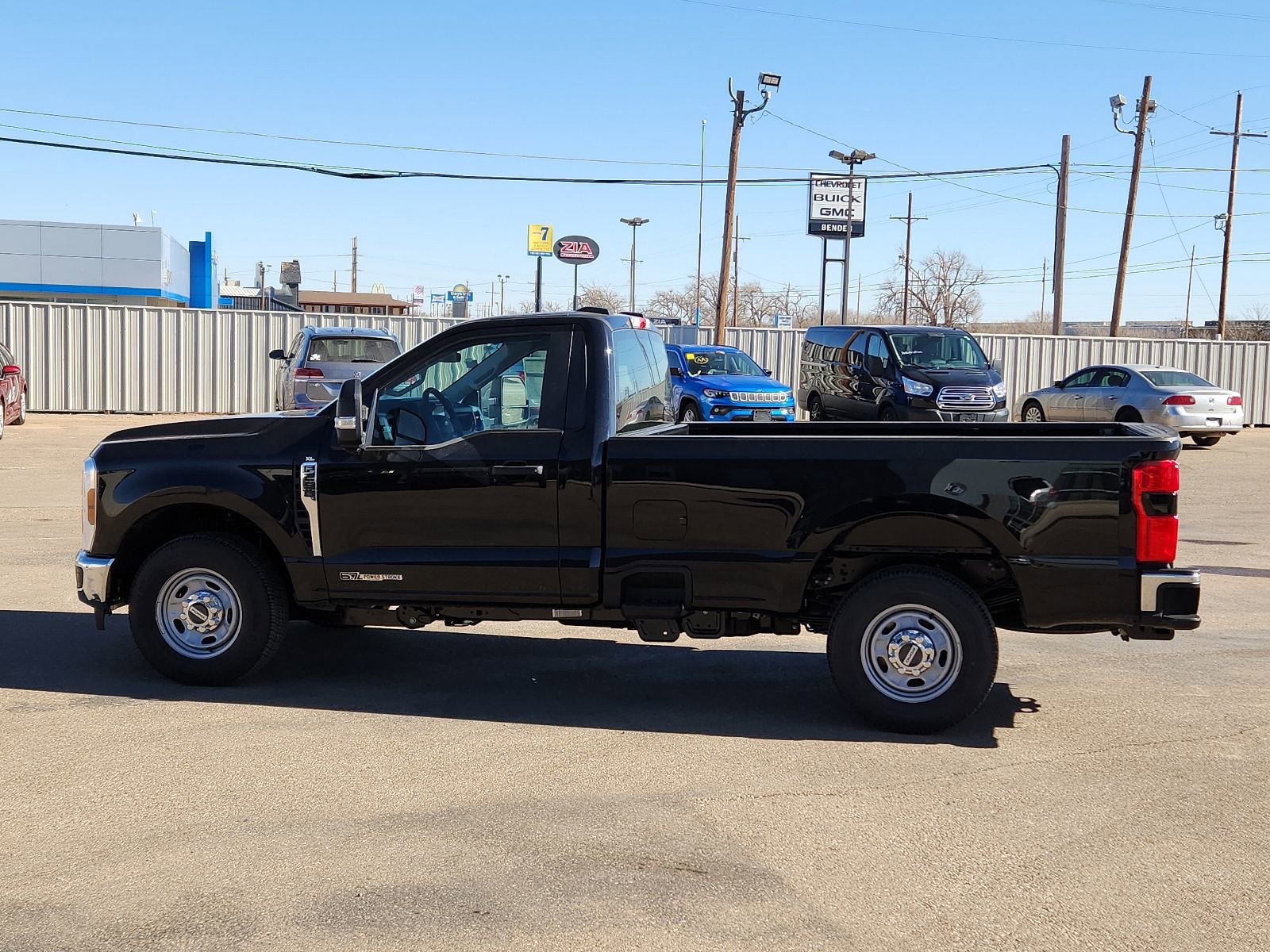 New 2025 Ford F250 XL w/ 360-Degree Camera Package RWD image 2