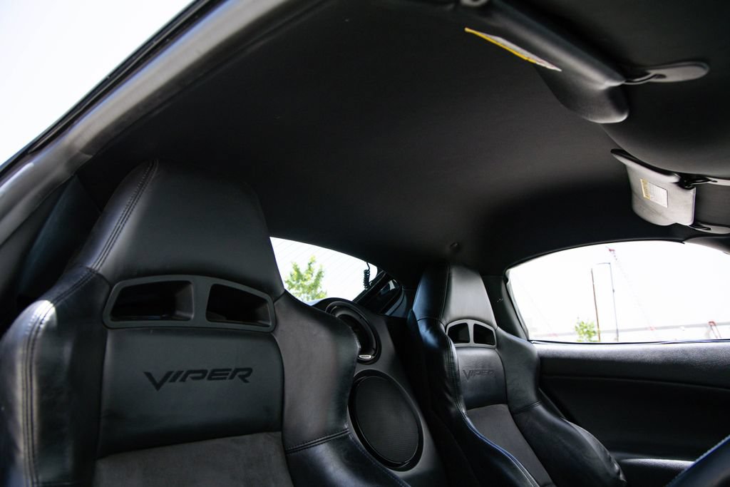 Used 2006 Dodge Viper SRT-10 RWD image 25