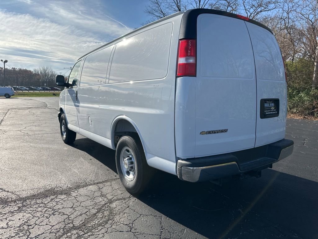 New 2025 Chevrolet Express 2500 WT w/ Driver Convenience Package image 9
