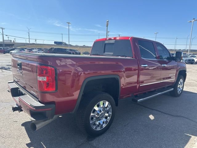 Used 2019 GMC Sierra 2500 Denali w/ Duramax Plus Package image 6