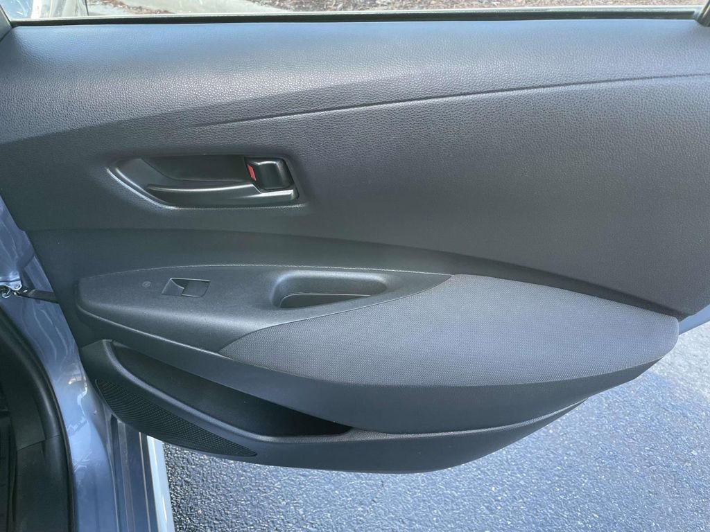 Used 2023 Toyota Corolla LE image 41