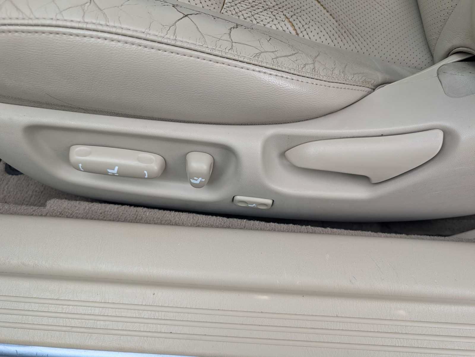 Used 2005 Toyota Solara SLE FWD image 14