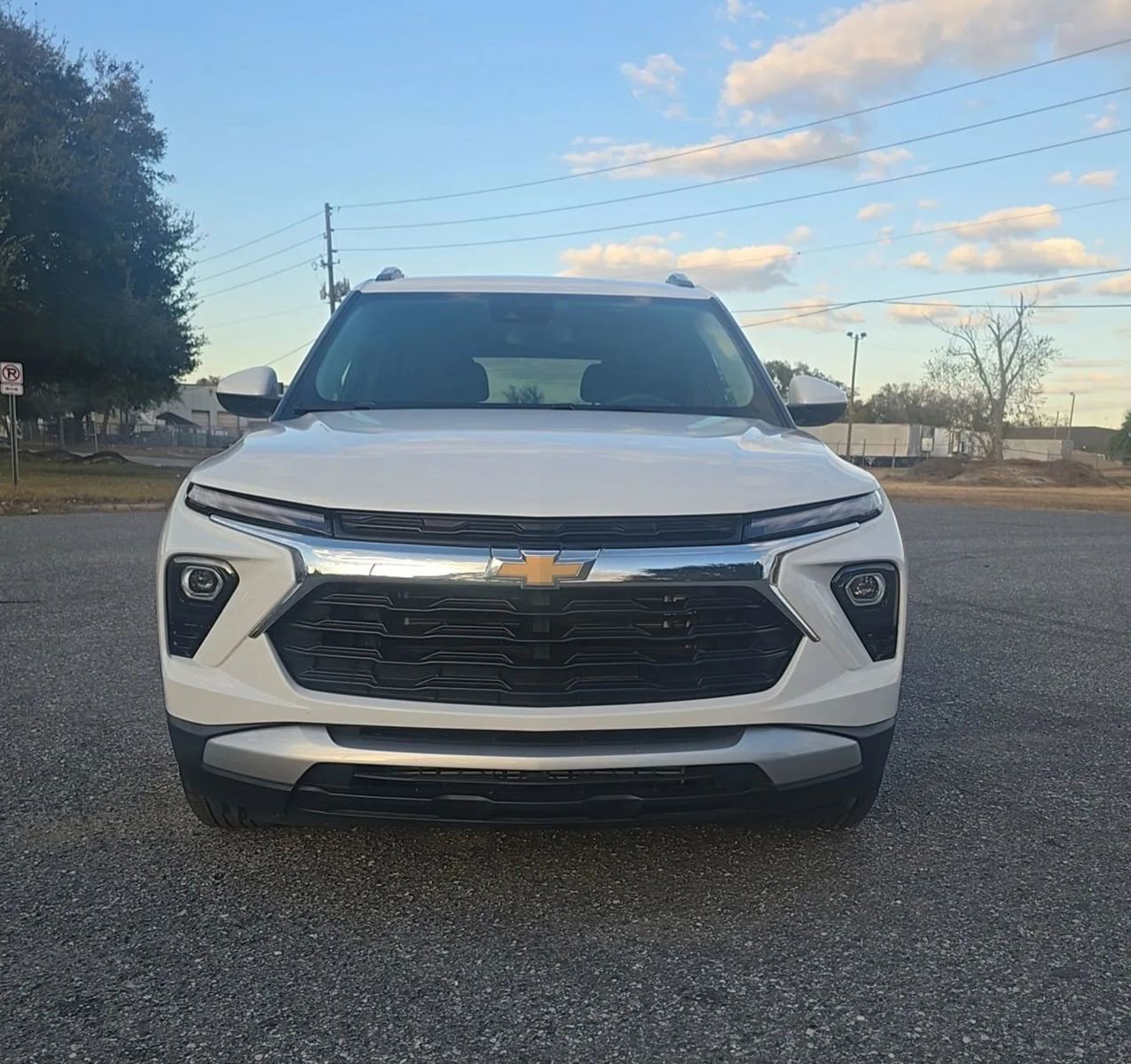 Used 2025 Chevrolet TrailBlazer LT image 2