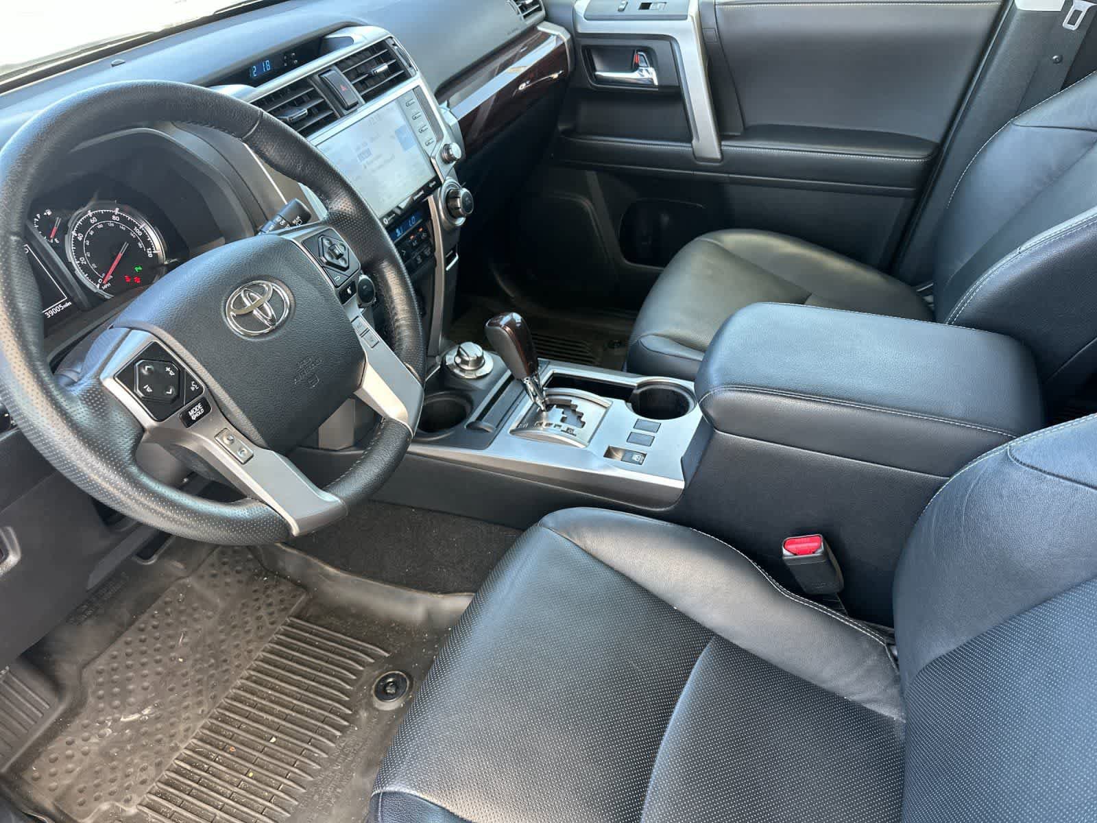 Used 2023 Toyota 4Runner Limited AWD/4WD image 12