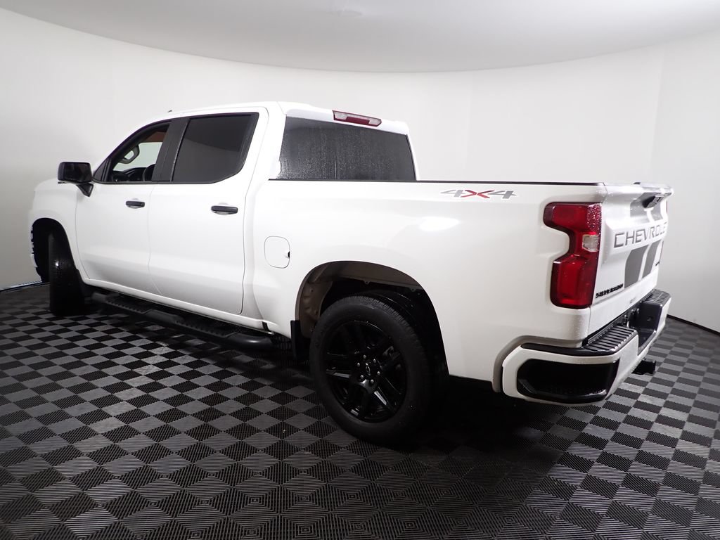Used 2021 Chevrolet Silverado 1500 Custom w/ Rally Edition AWD/4WD image 9