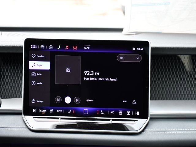 New 2026 Volkswagen Tiguan SE FWD image 24