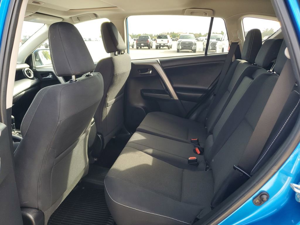 Used 2016 Toyota RAV4 XLE image 23