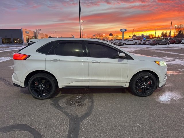 Used 2020 Ford Edge ST w/ Equipment Group 401A image 9