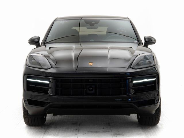 Certified 2025 Porsche Cayenne Coupe image 30